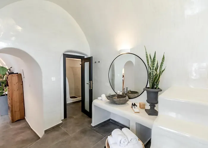 Doukas Caldera Villa Fira (Santorini)