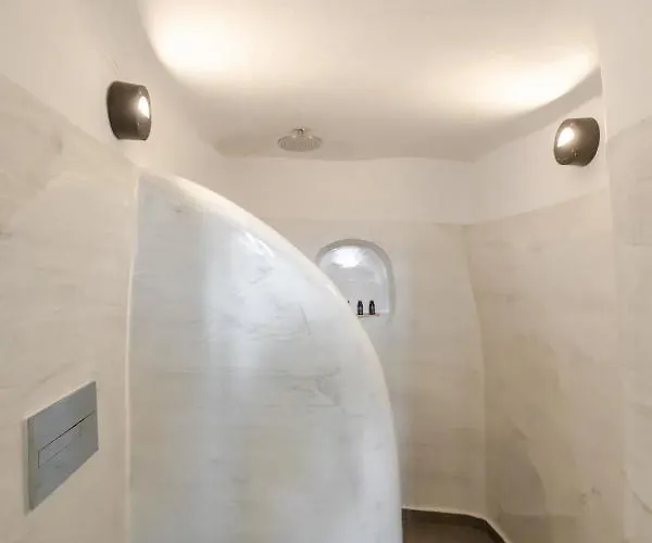 Doukas Caldera Villa *