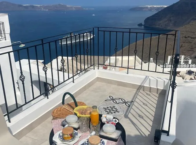 Doukas Caldera * Fira (Santorini)