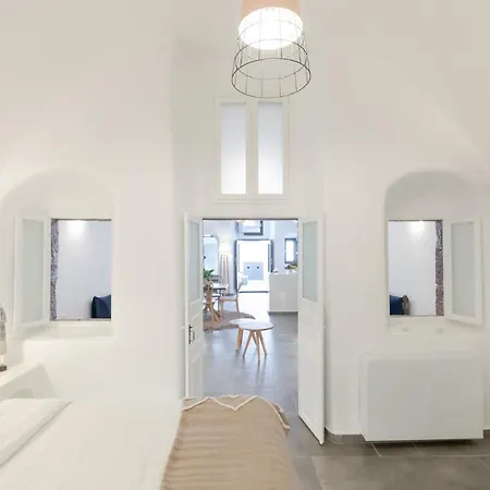 Doukas Caldera Villa