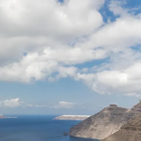 Villa Doukas Caldera Fira (Santorini)