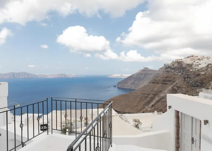 Doukas Caldera * Fira (Santorini)