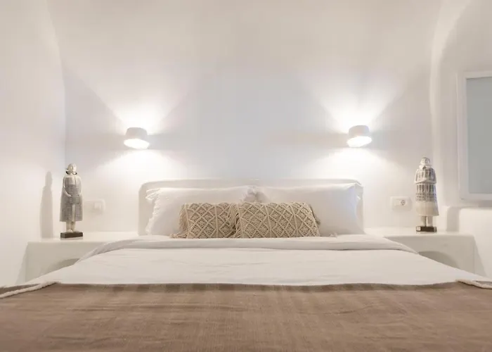 Doukas Caldera * Fira (Santorini)