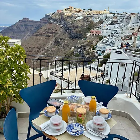 Doukas Caldera * Fira (Santorini)
